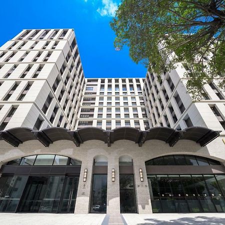 Lakeshore Hotel 타이난 외부 사진