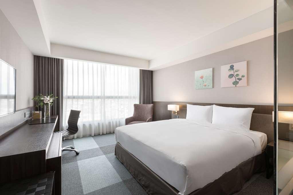 Lakeshore Hotel 타이난 객실 사진