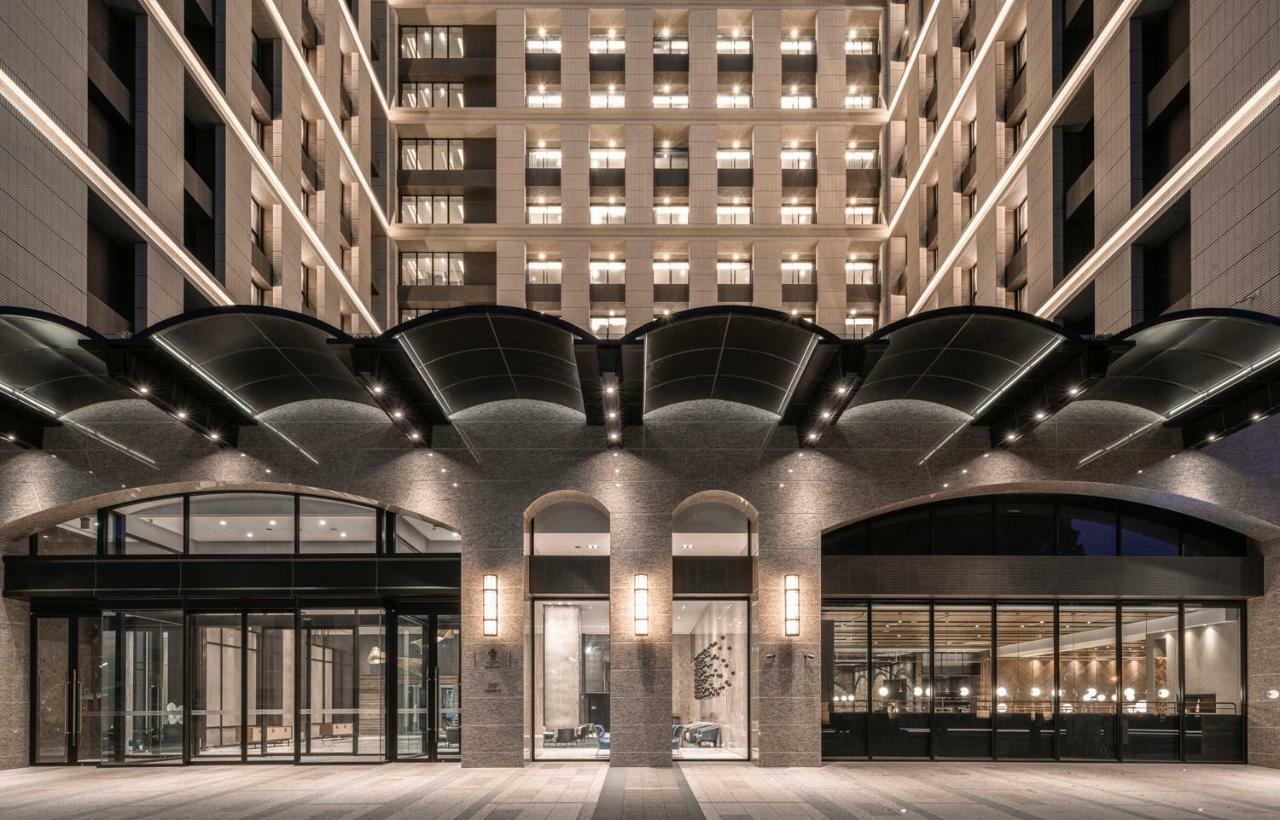 Lakeshore Hotel 타이난 외부 사진